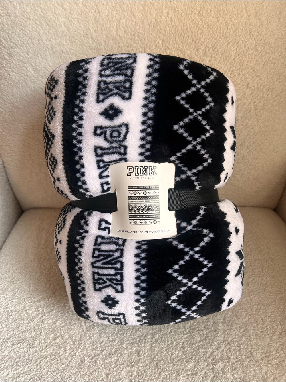NWT PINK Victoria's Secret Sherpa Blanket Black/White 50 x 60 in
